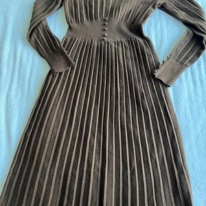 Brown midi pleated Dress